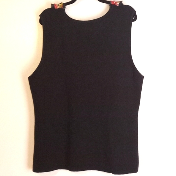 The Collective Works of Berek 2 Black Tank & Multi Color Neckline in Size 3XL - Picture 3 of 5